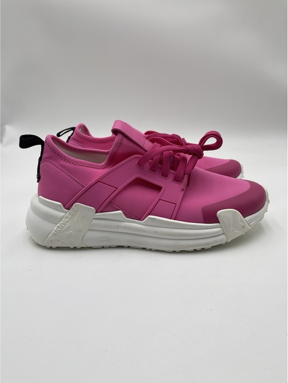 Women’s Moncler Lunarove Low-Top lace up Sneakers pink size 40